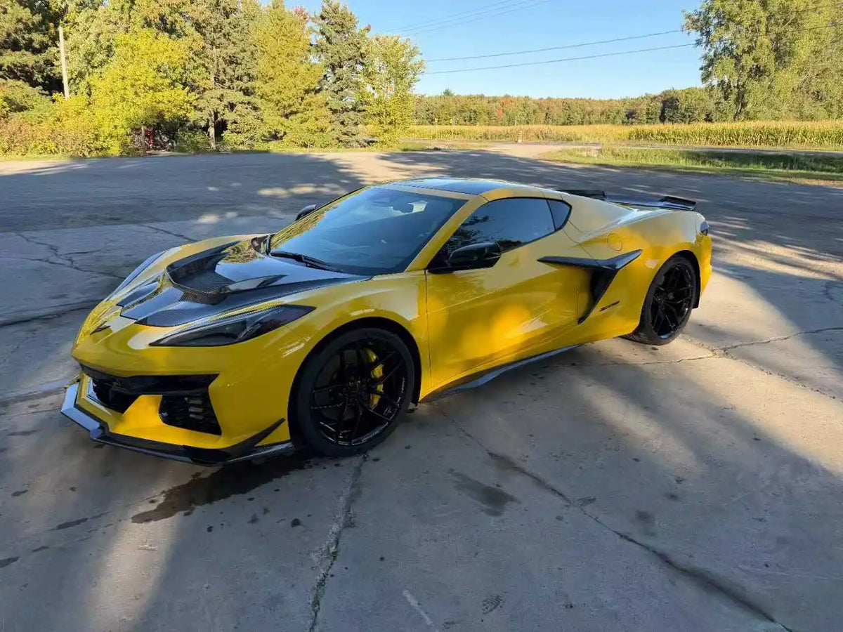 Chevrolet Corvette (C8) ZR1-Style Dry Carbon Fiber Hood - view 4