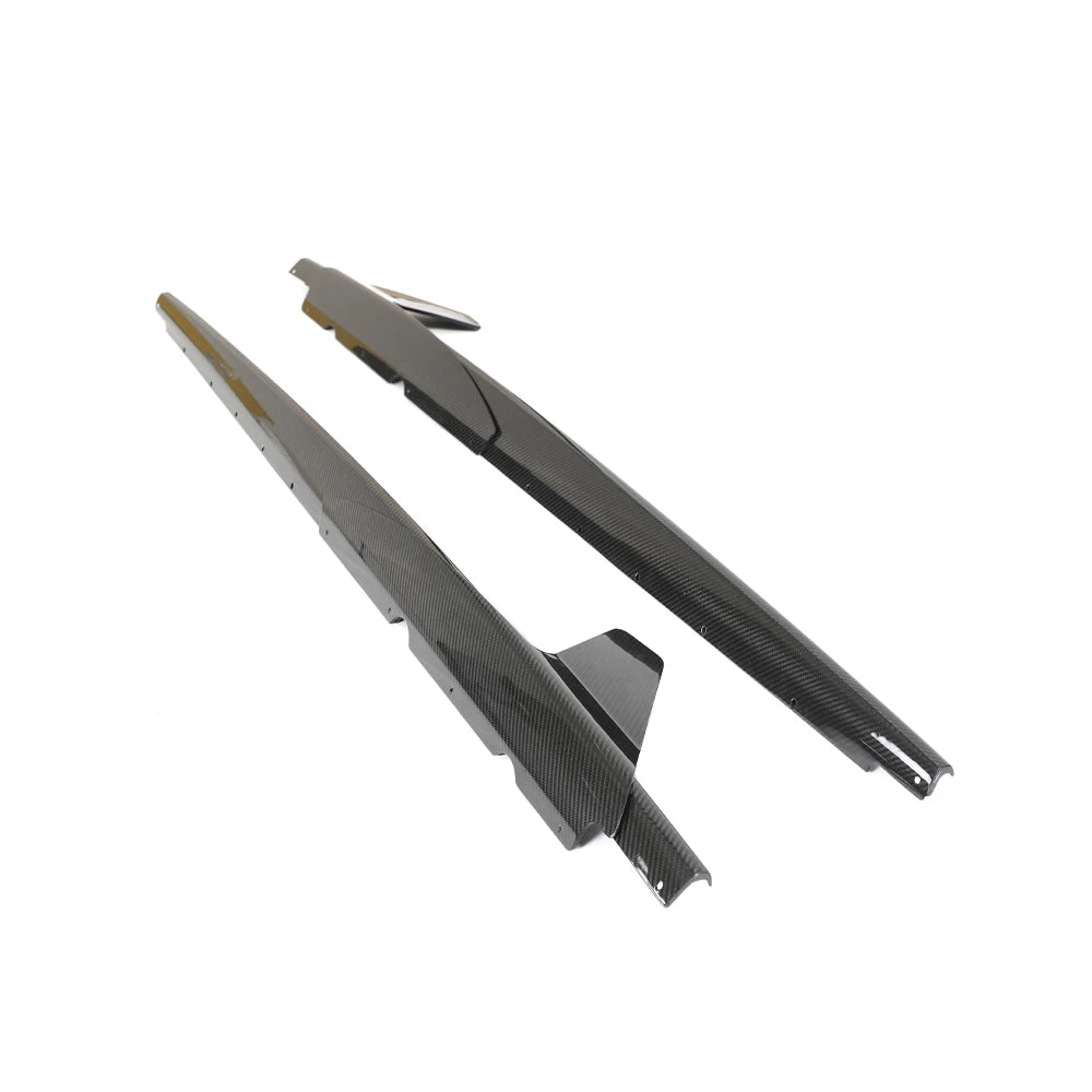 Audi R8 V10 (4S) Dry Carbon Side Skirts with Winglets - view 4