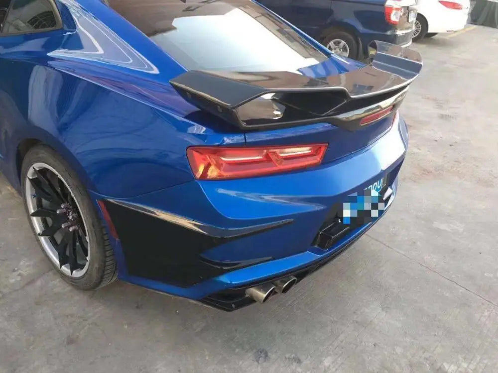 Chevrolet Camaro (6th Gen) 1LE-Style Carbon Rear Spoiler - view 3