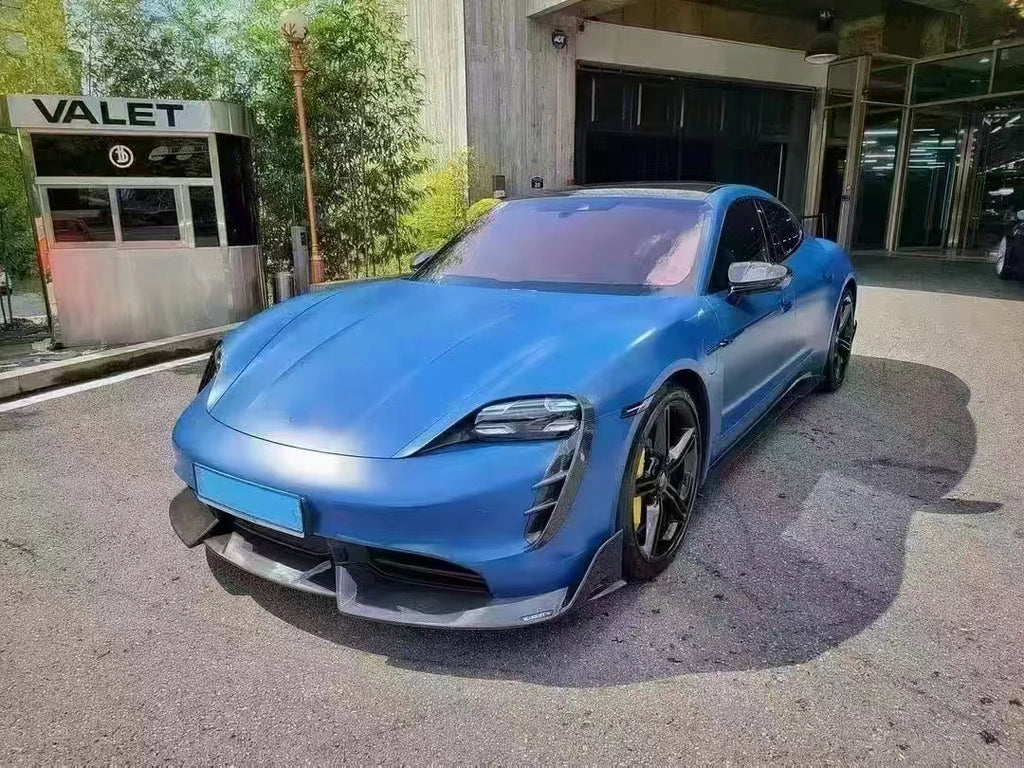 Porsche Taycan Turbo / Turbo S (9J1) Carbon Side Skirts - view 4