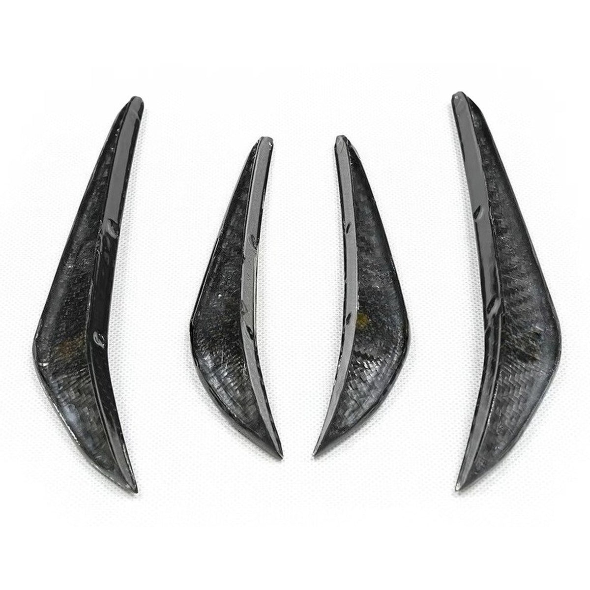 BMW M3/M4 (G80/G82) Dry Carbon Rear Bumper Canards