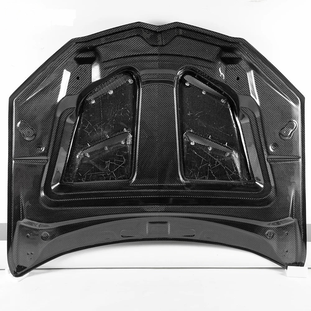 Lamborghini Urus Dry Carbon Fiber Hood